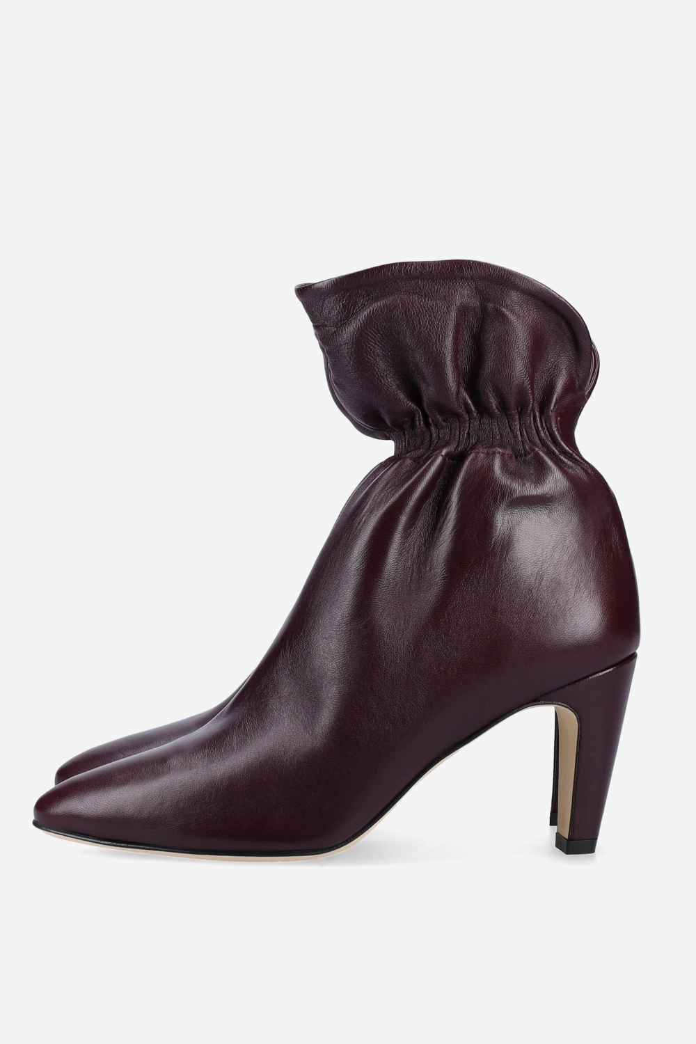 Wrinkle leather ankle boots