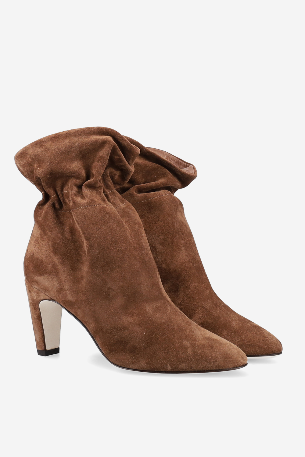 Wrinkle suede ankle boots