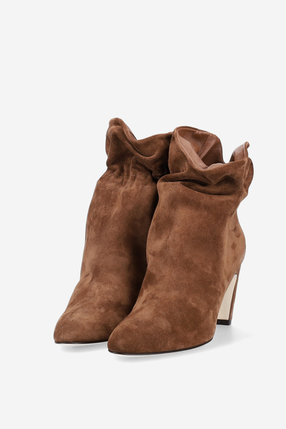 Wrinkle suede ankle boots