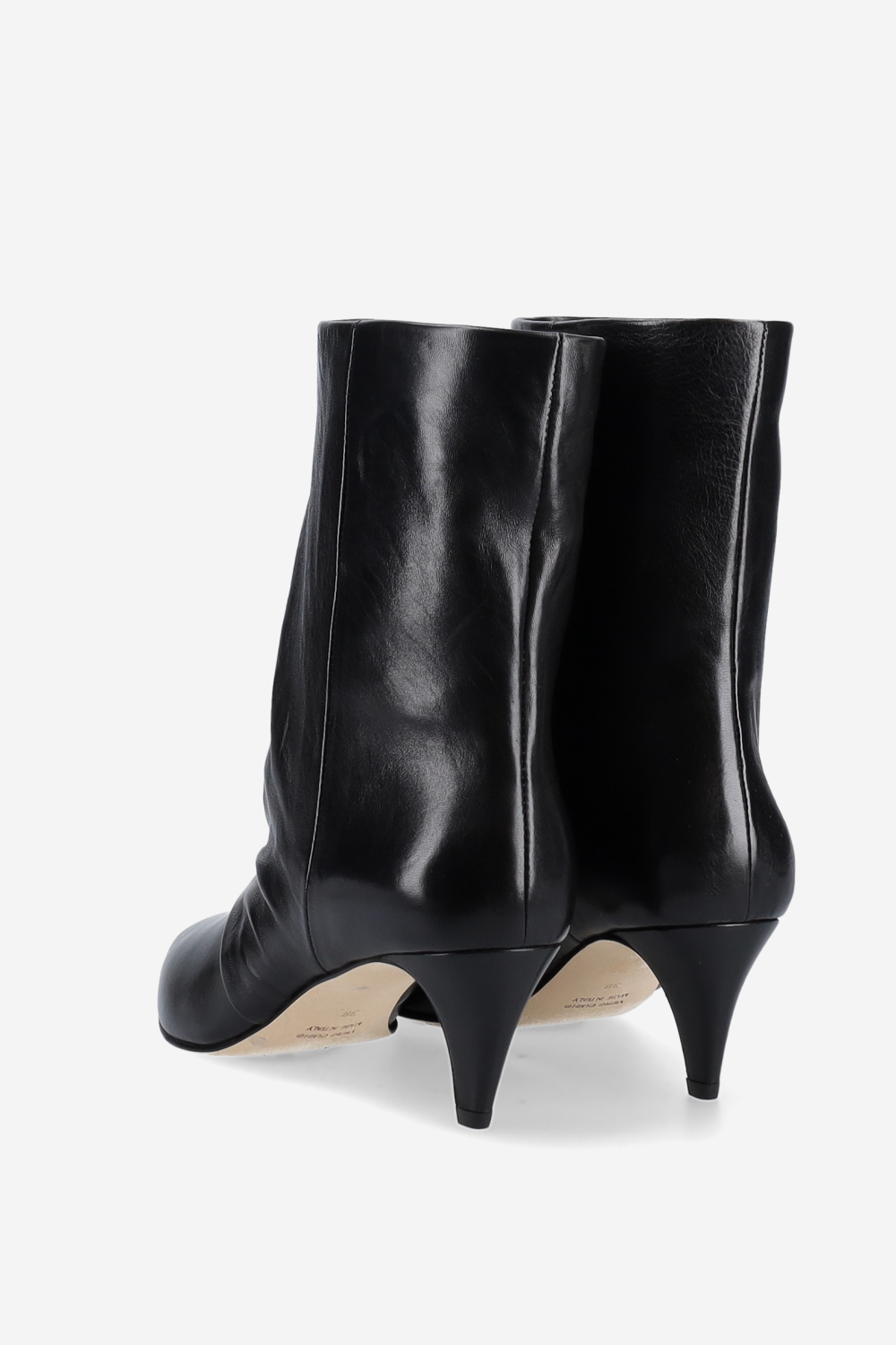 Pointed-toe leather ankle boots