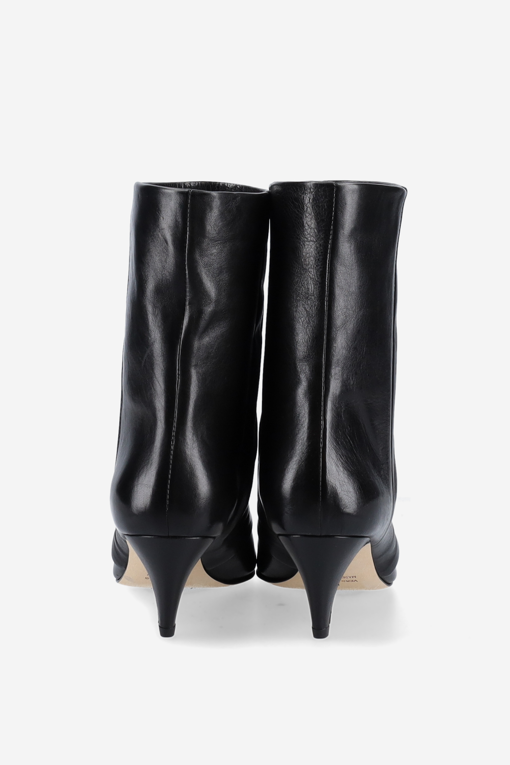 Pointed-toe leather ankle boots