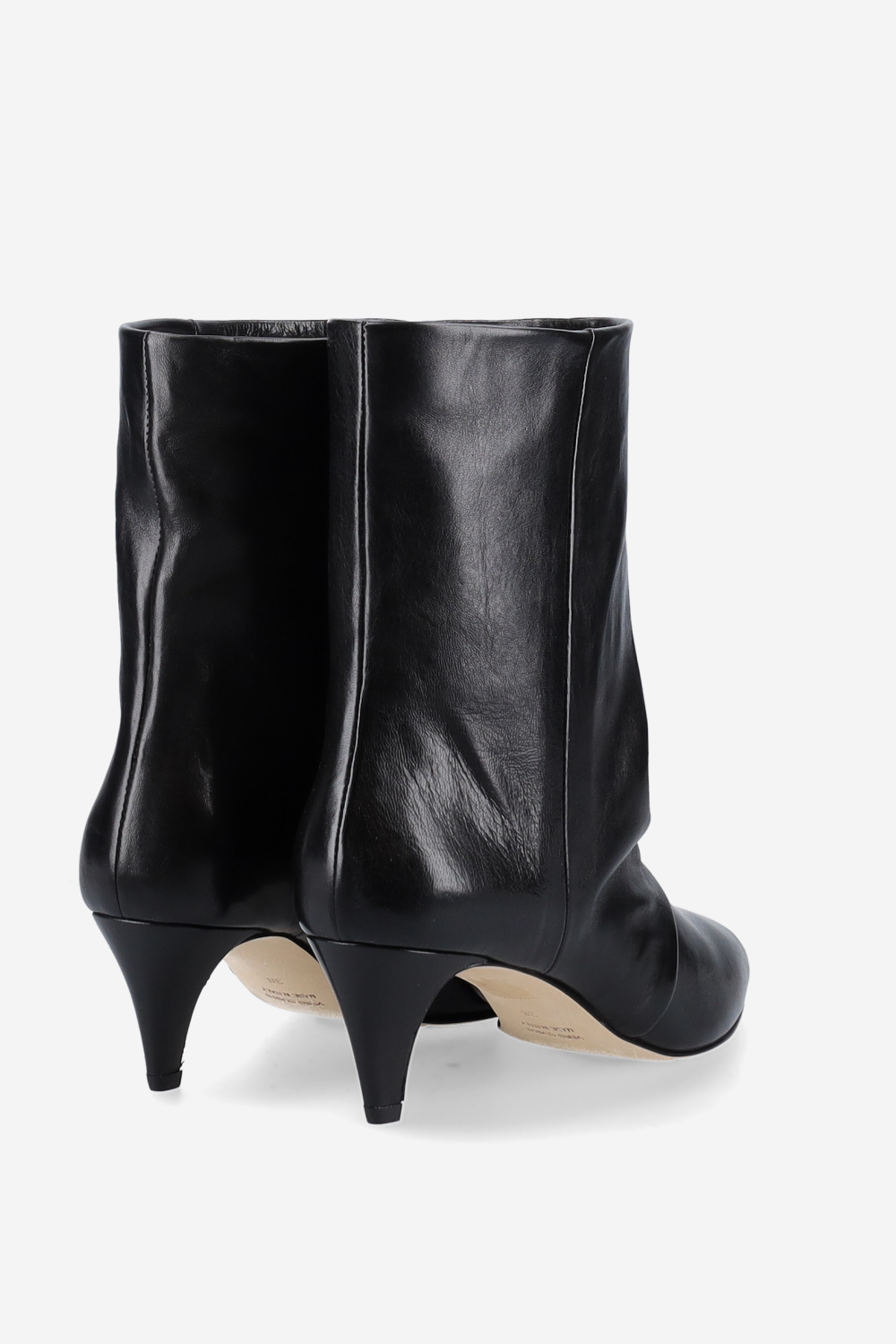 Pointed-toe leather ankle boots