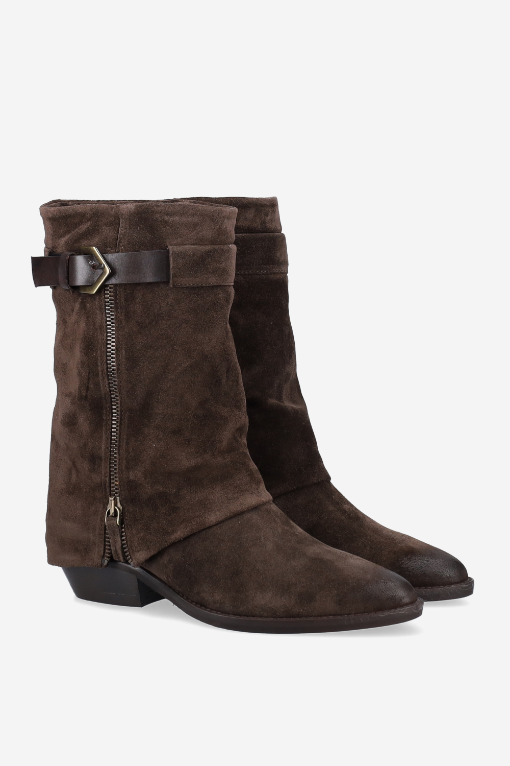 Zipped suede boots