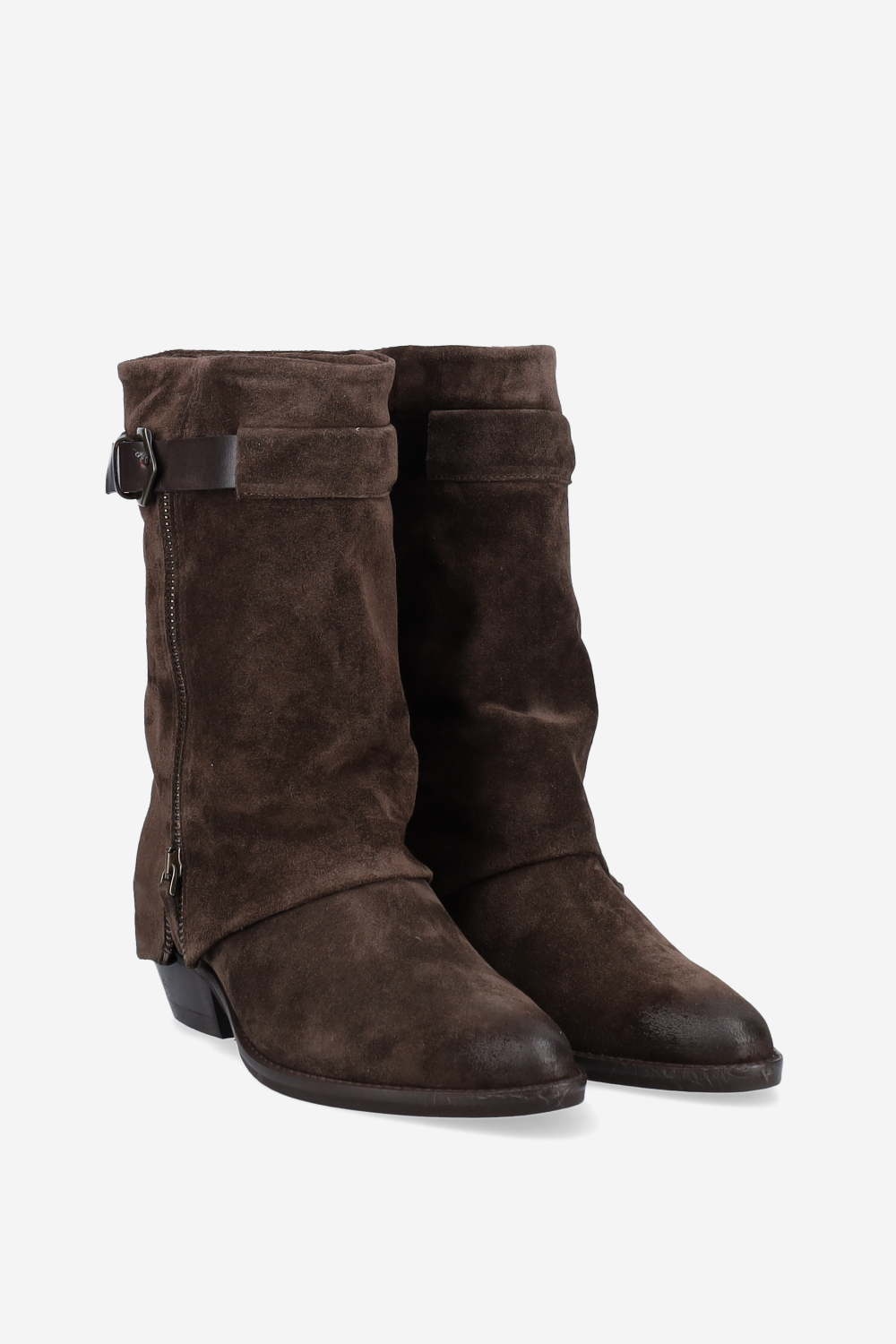 Zipped suede boots