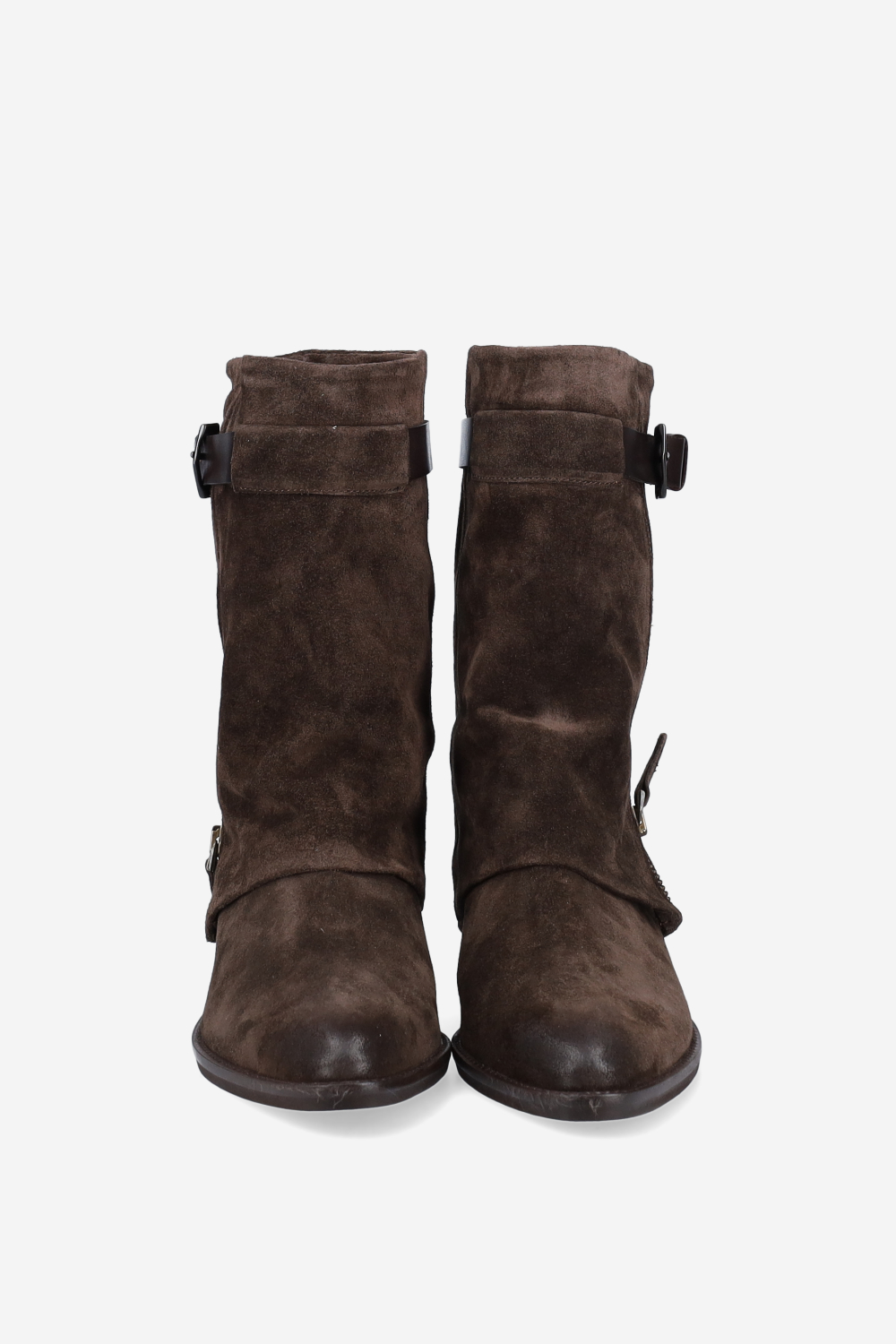 Zipped suede boots