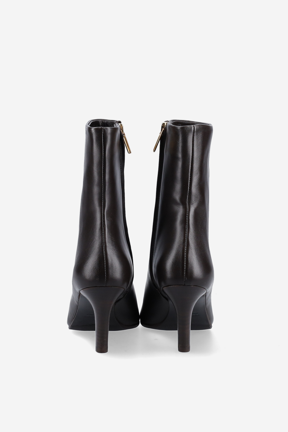 Zipped leather ankle boots