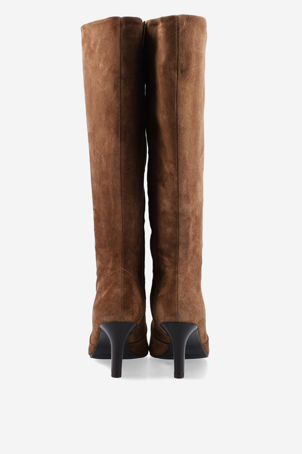 Pointed-toe suede boots