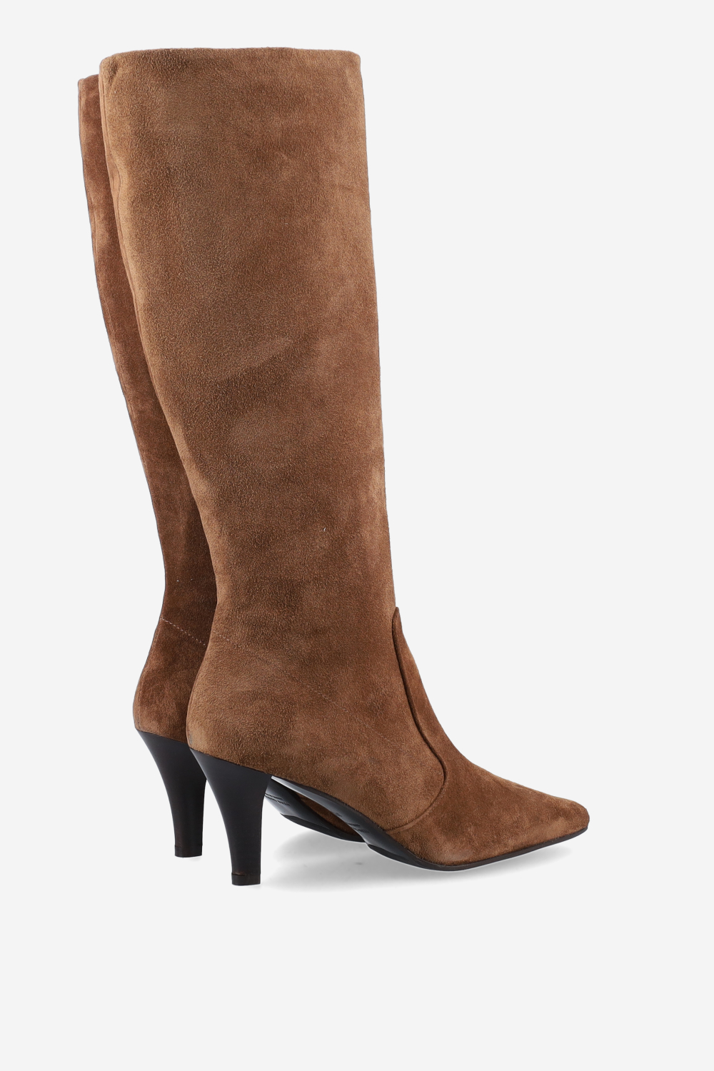 Pointed-toe suede boots