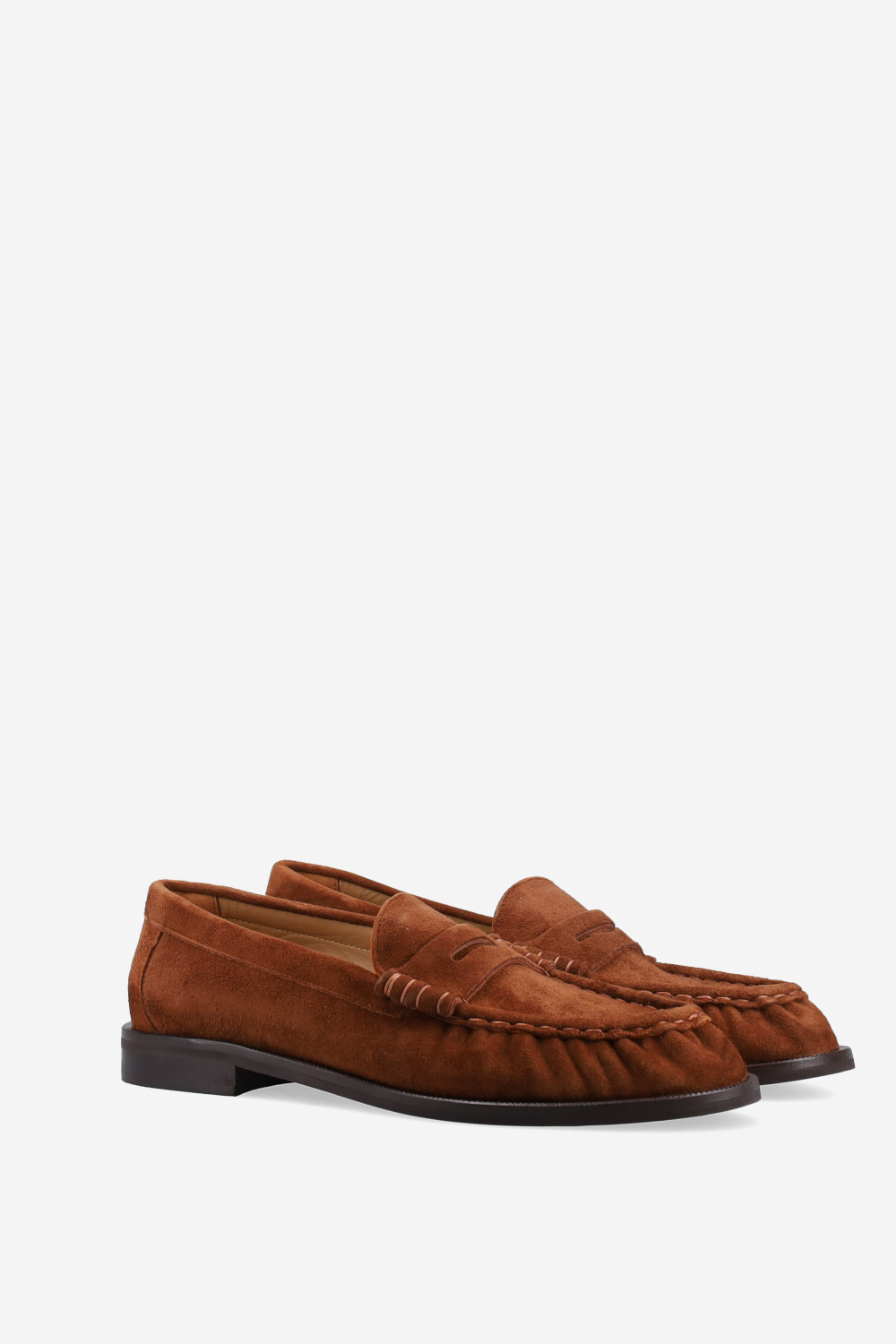 Wrinkle suede loafers