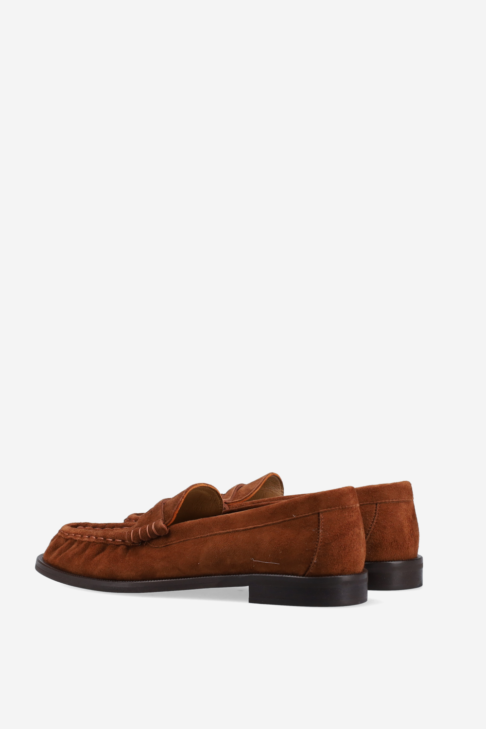 Wrinkle suede loafers