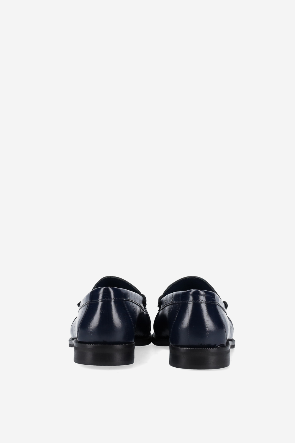Wrinkle leather loafers