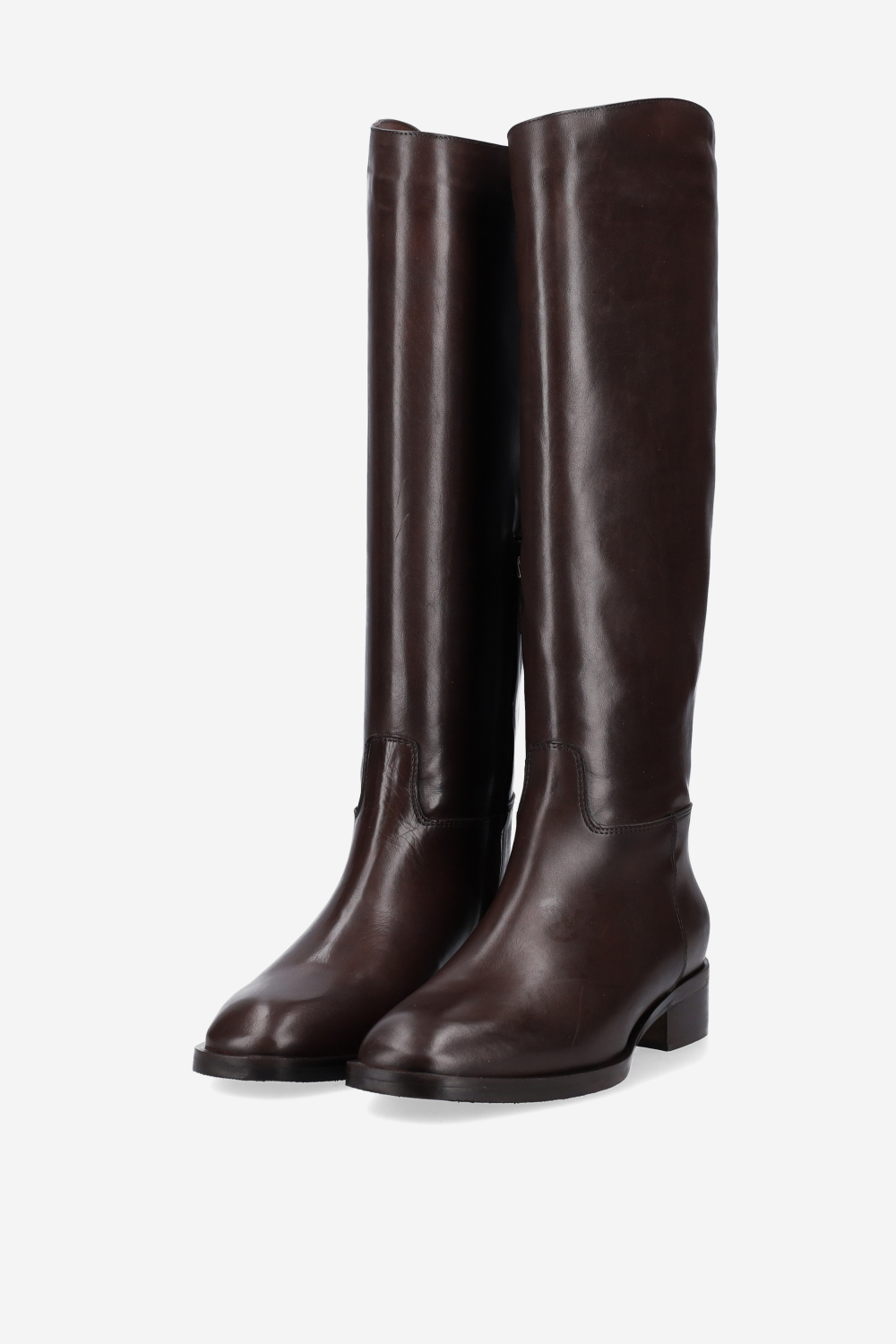 Zipped leather boots