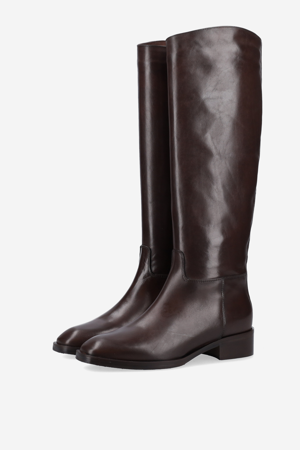 Zipped leather boots