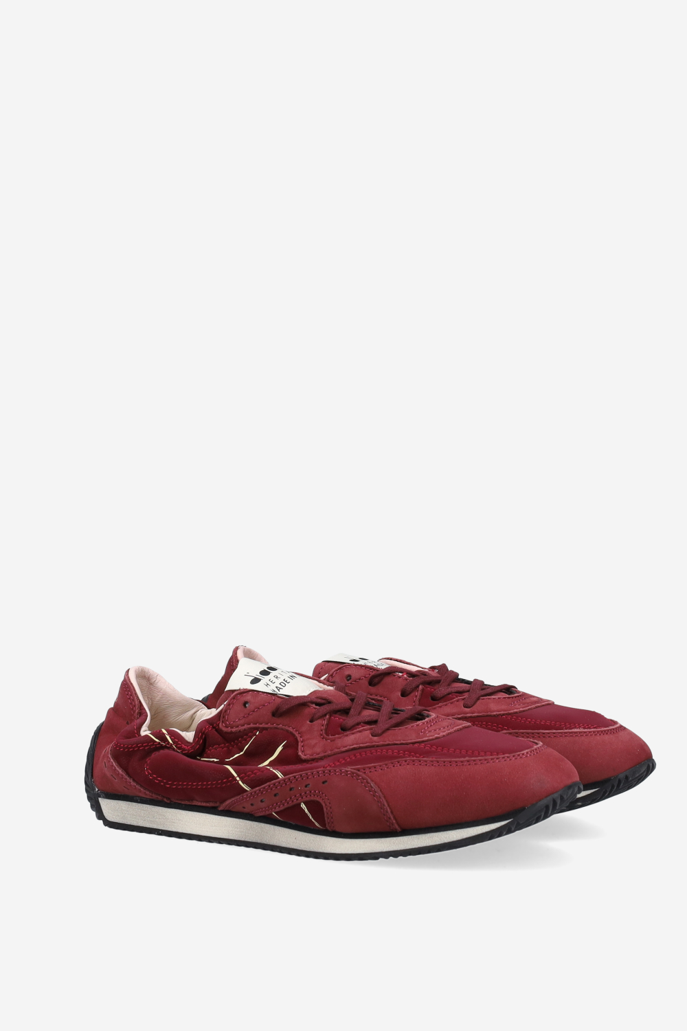 Equipe revenge etoile italia nubuck sneakers