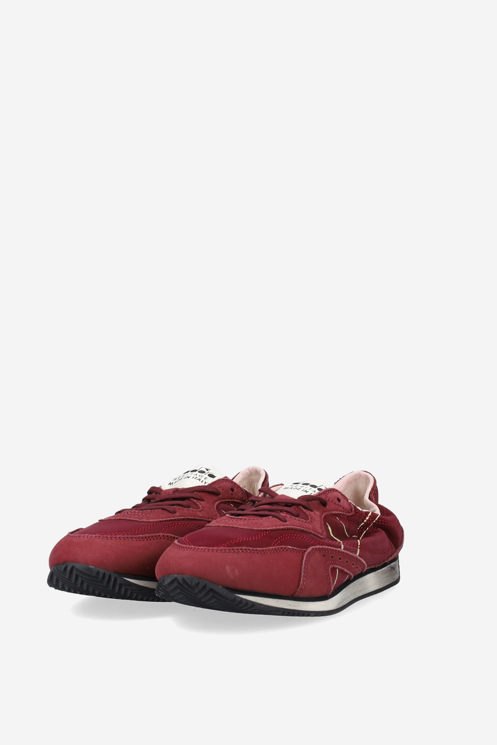 Equipe revenge etoile italia nubuck sneakers