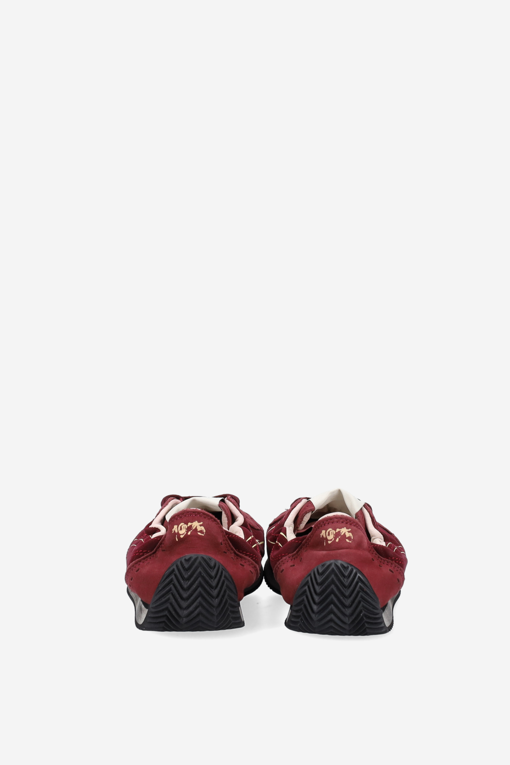 Equipe revenge etoile italia nubuck sneakers