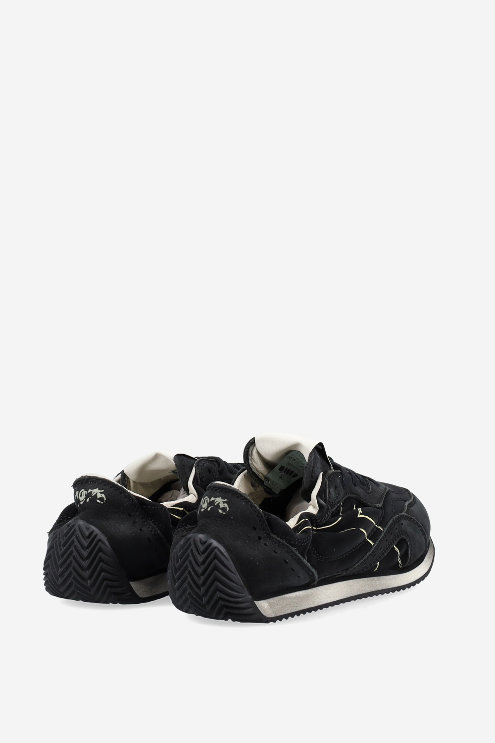 Equipe revenge etoile italia suede sneakers