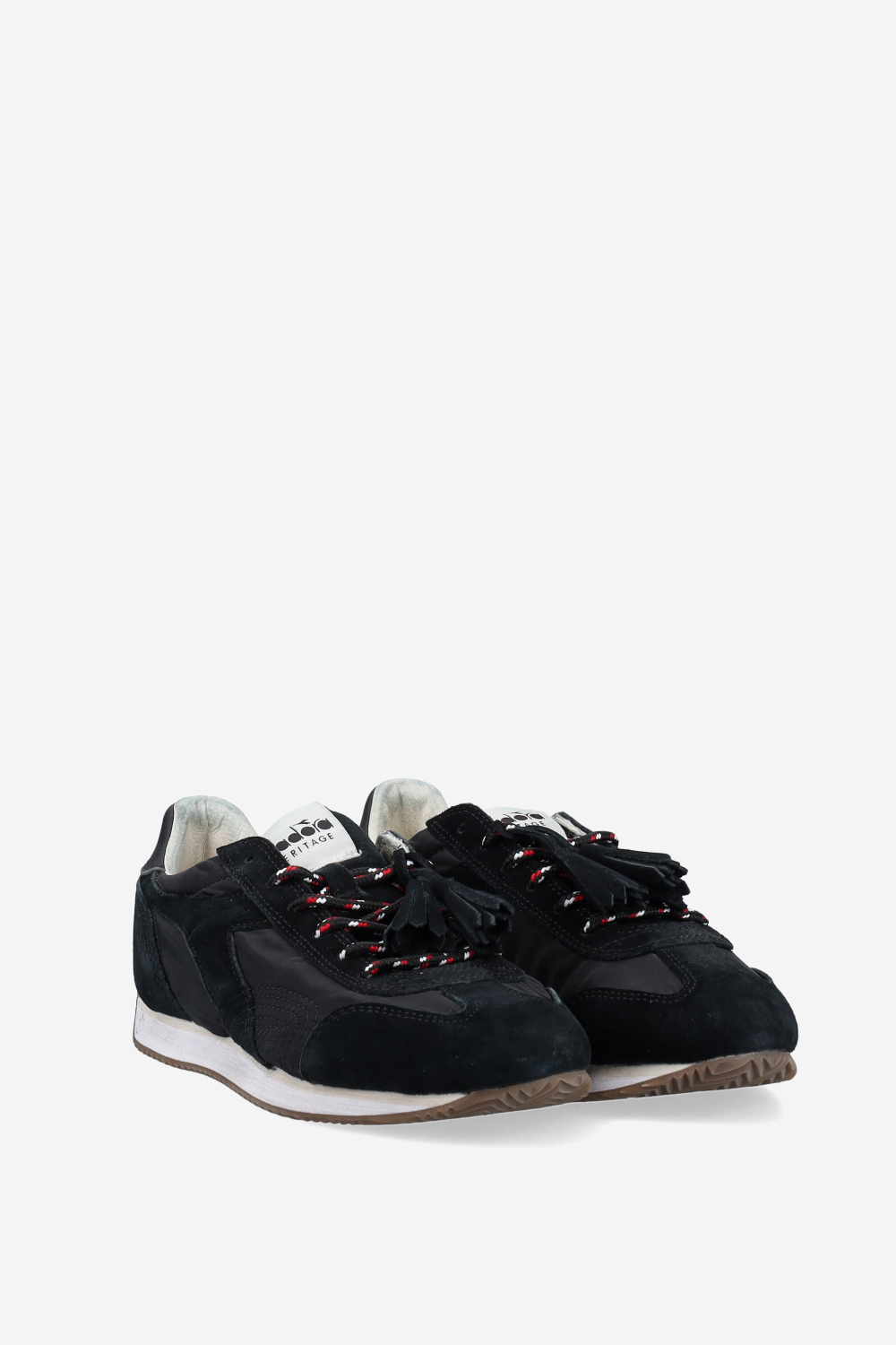 Equipe used suede sneakers
