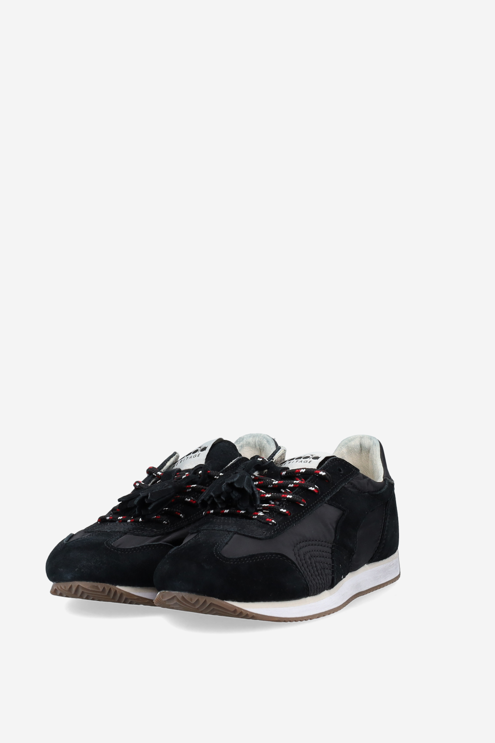 Equipe used suede sneakers