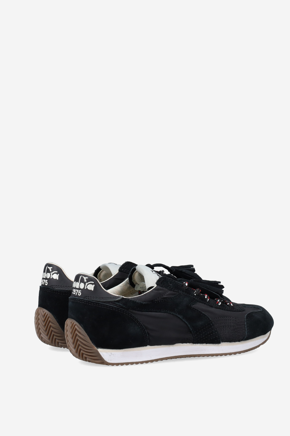 Equipe used suede sneakers