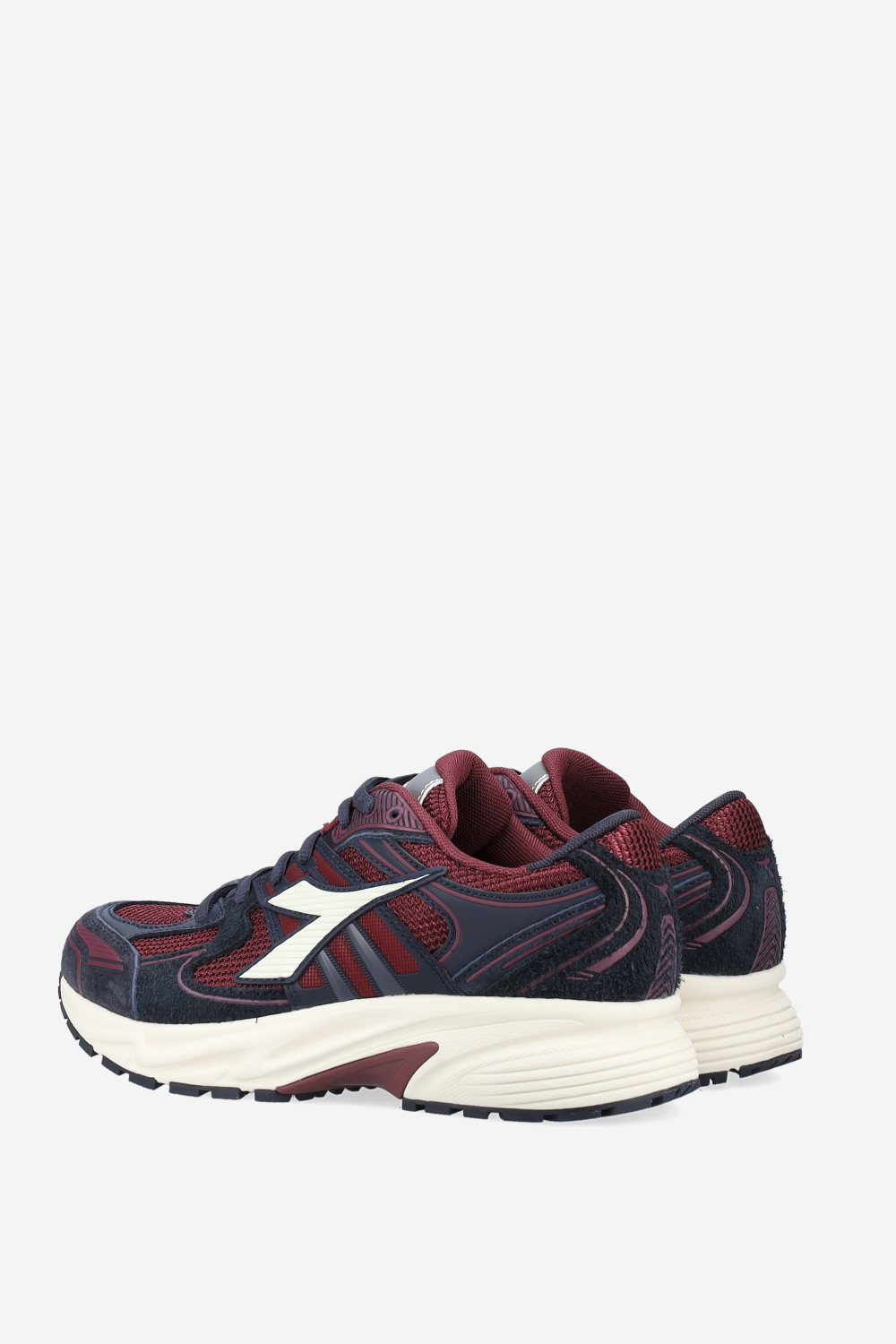 Mythos star suede sneakers
