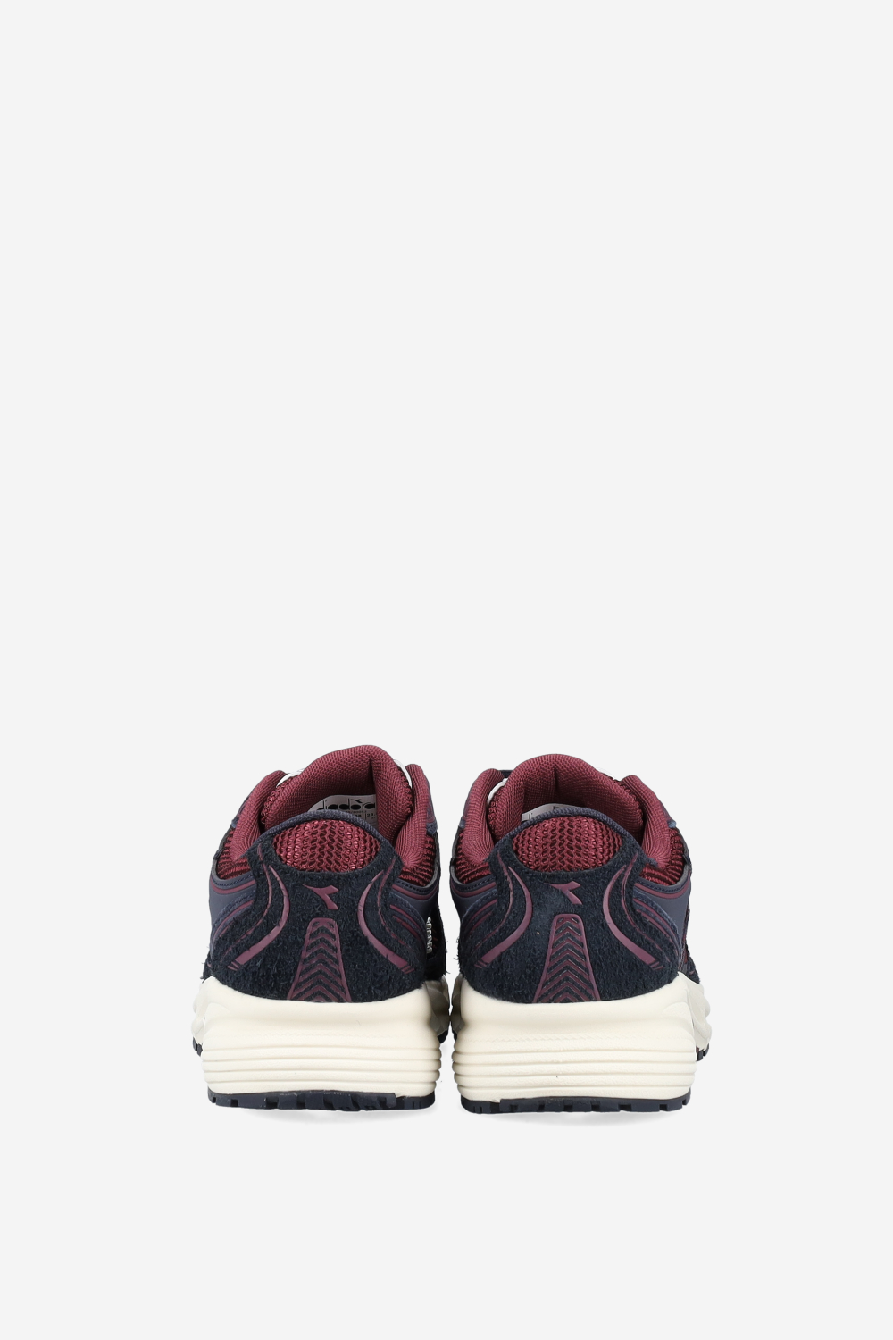 Mythos star suede sneakers