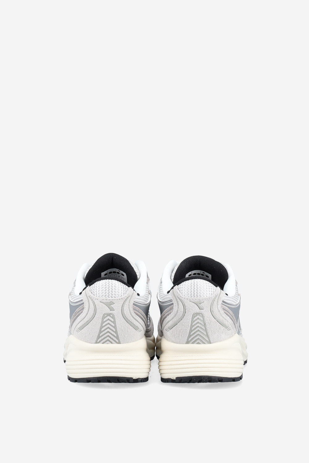 Mythos star suede sneakers