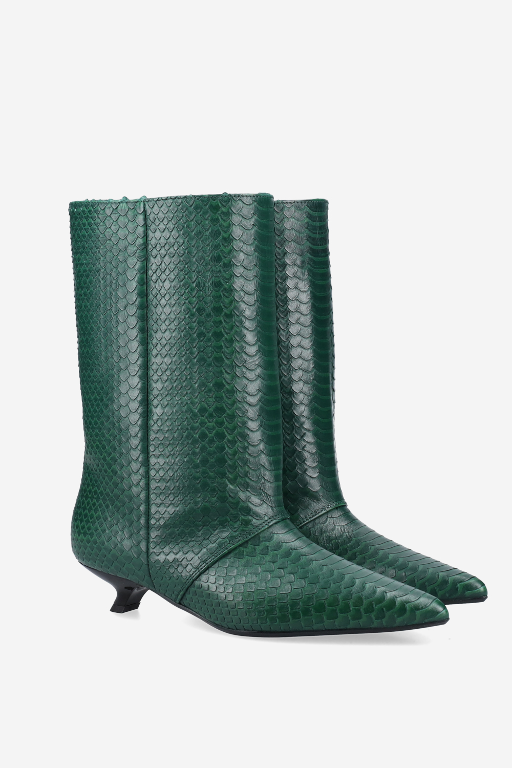 Unforgettable croco leather ankle boots