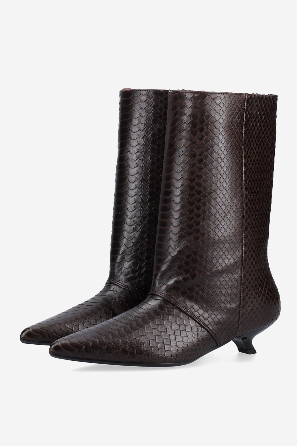 Unforgettable croco leather ankle boots