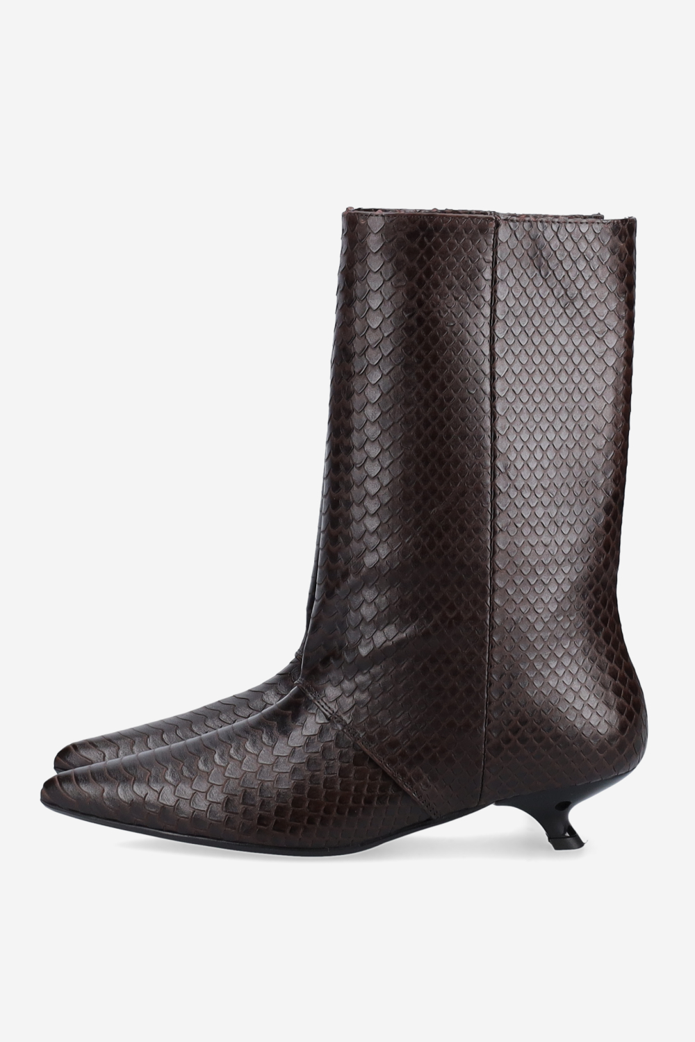 Unforgettable croco leather ankle boots