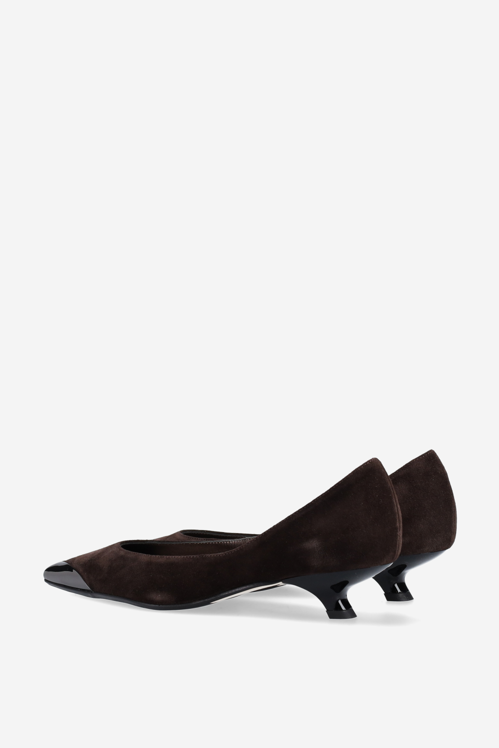 Get me suede pumps