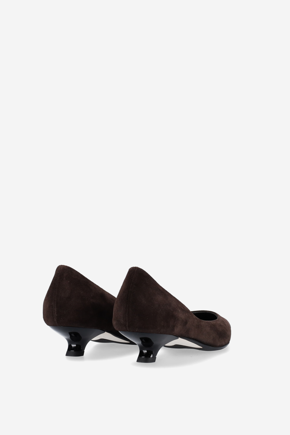 Get me suede pumps