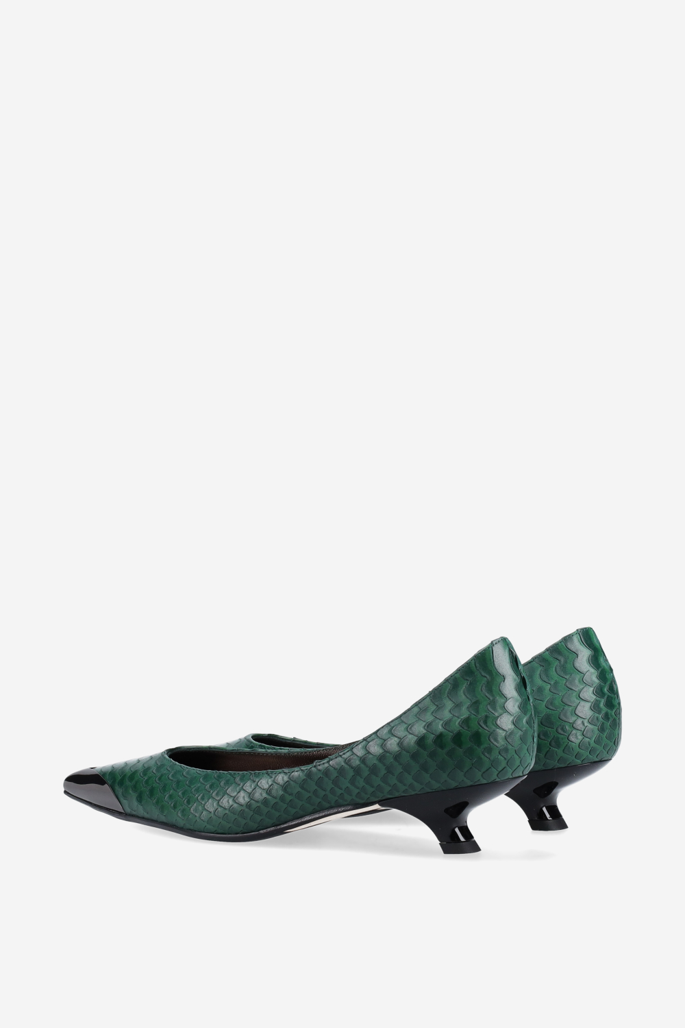 Get me croco leather pumps