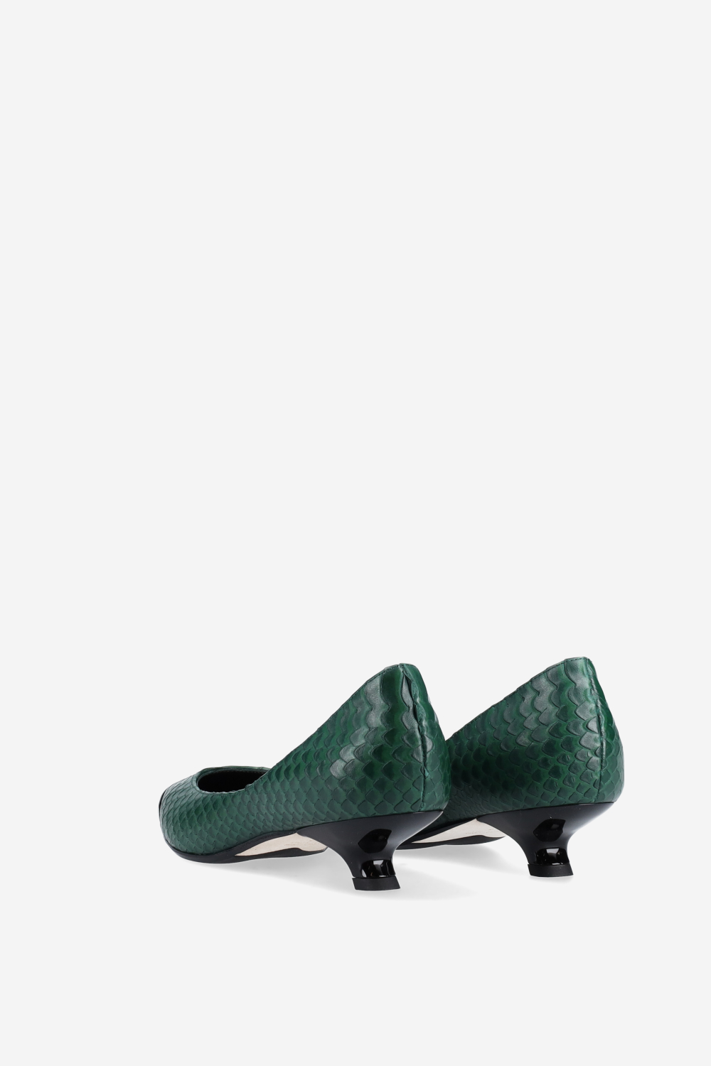 Get me croco leather pumps