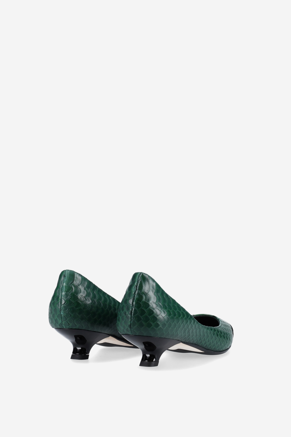 Get me croco leather pumps