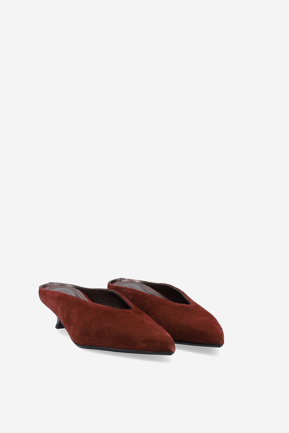 Ordinary suede mules