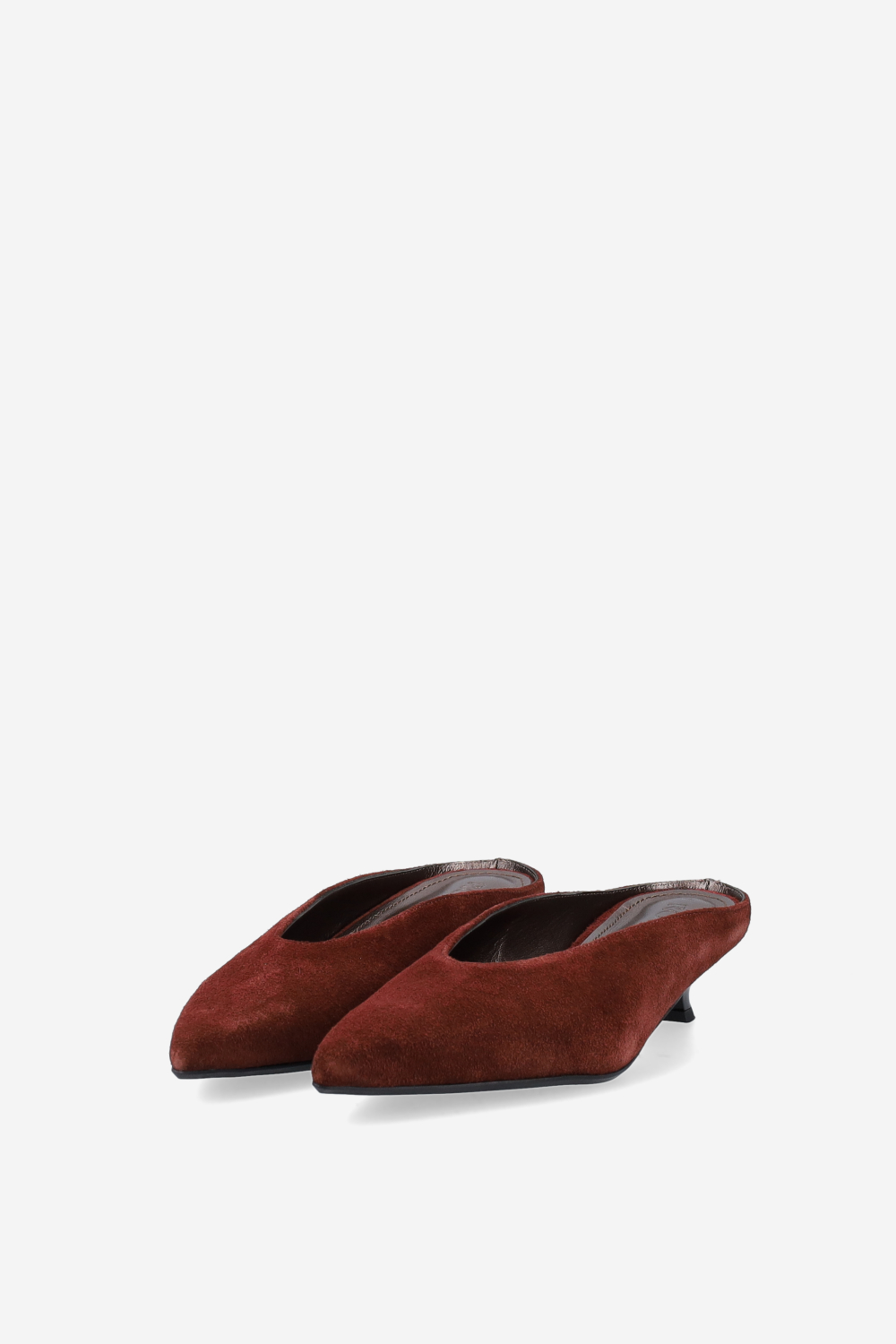 Ordinary suede mules