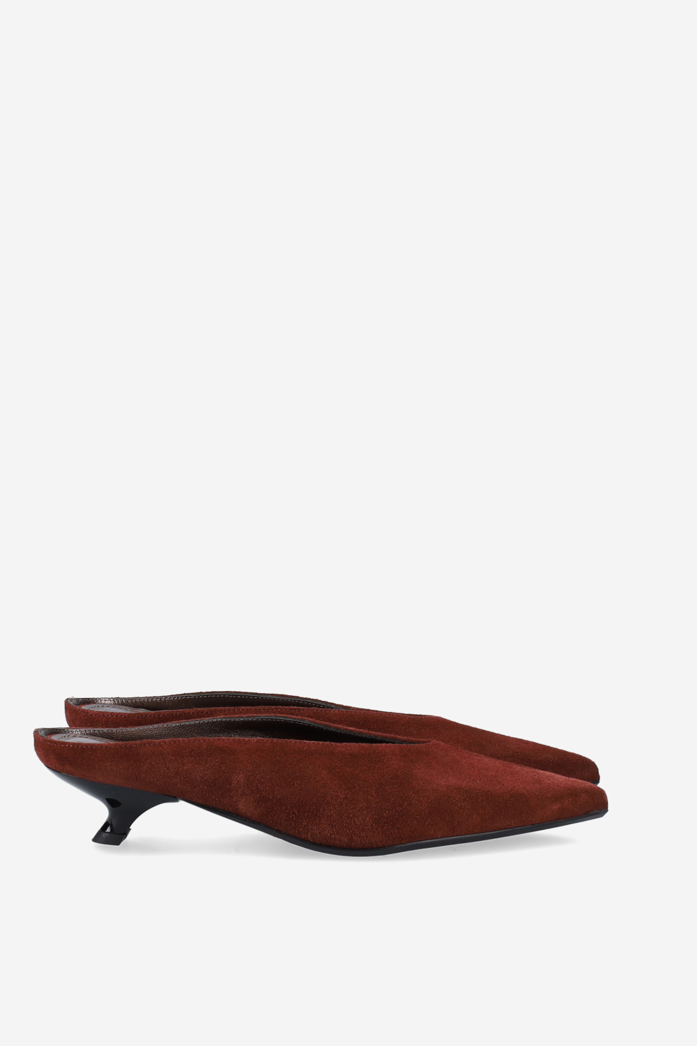 Ordinary suede mules