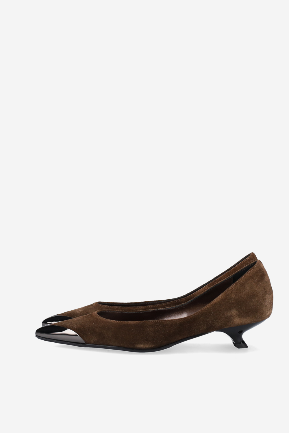 Get me suede pumps