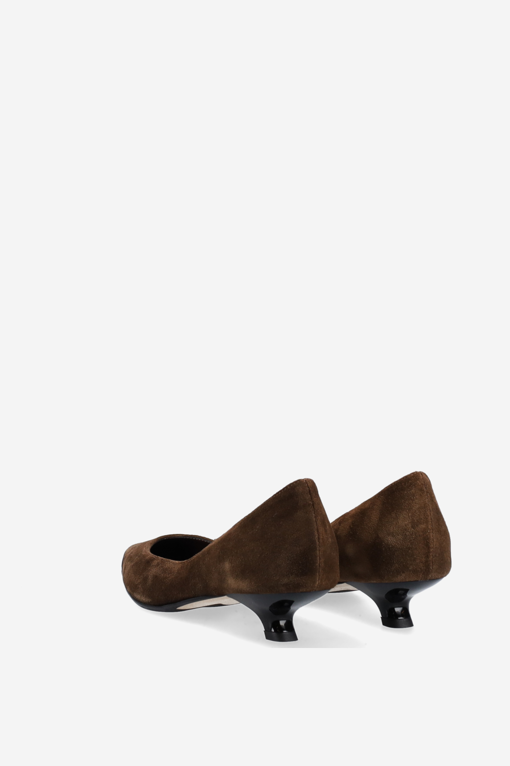 Get me suede pumps
