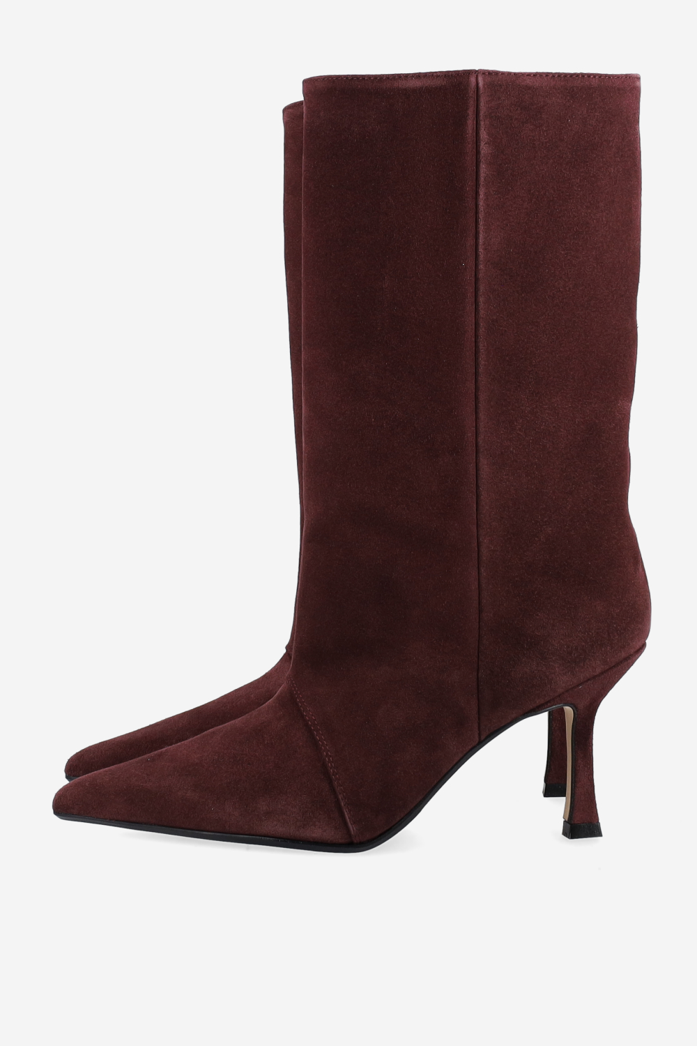 Deja vu suede boots