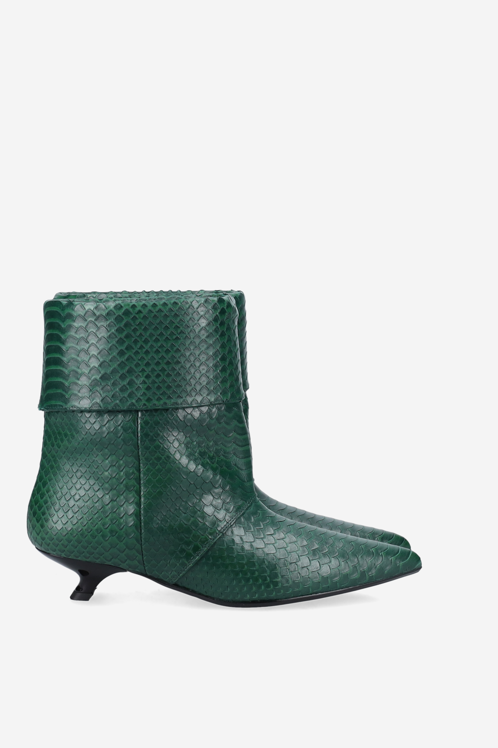 Taboo leather ankle boots