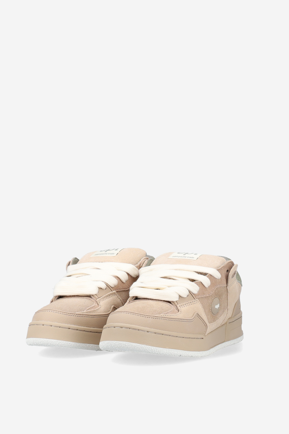 Fat tongue suede sneakers