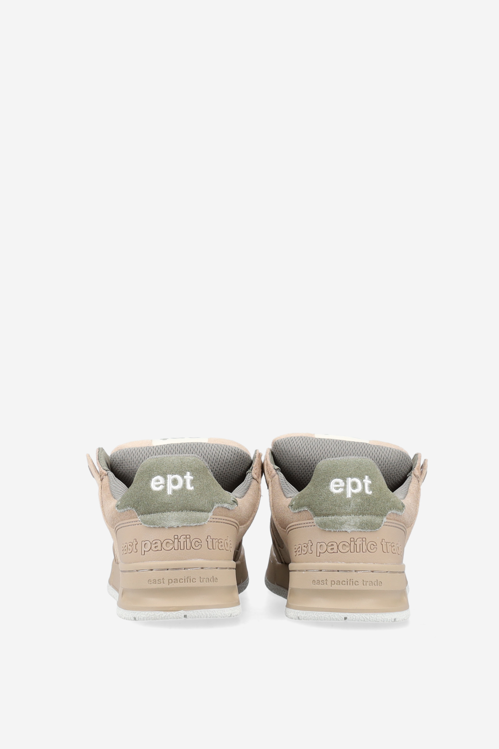 Fat tongue suede sneakers