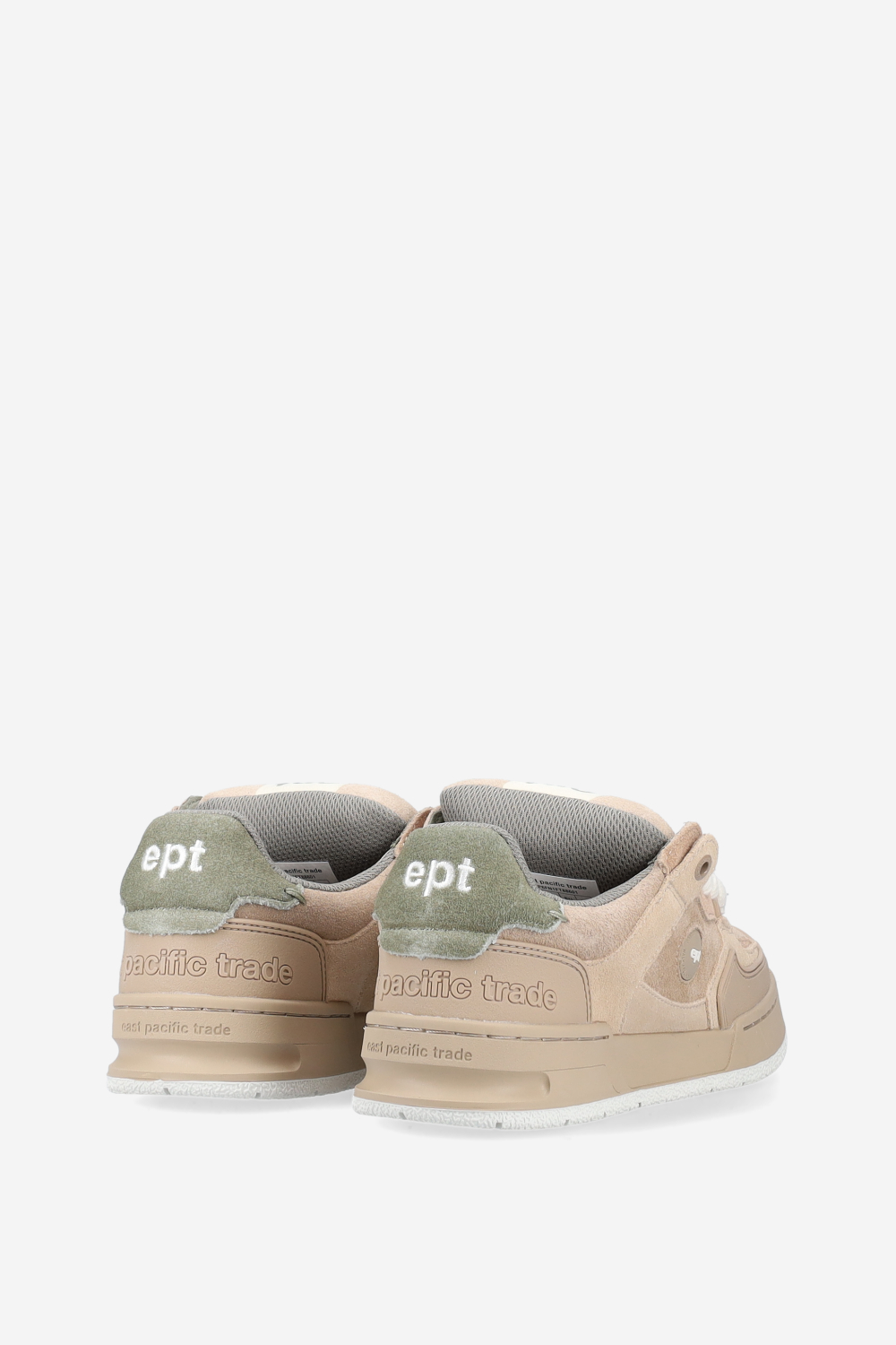 Fat tongue suede sneakers